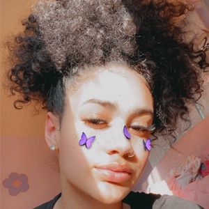 Meet your Posher, Nyah